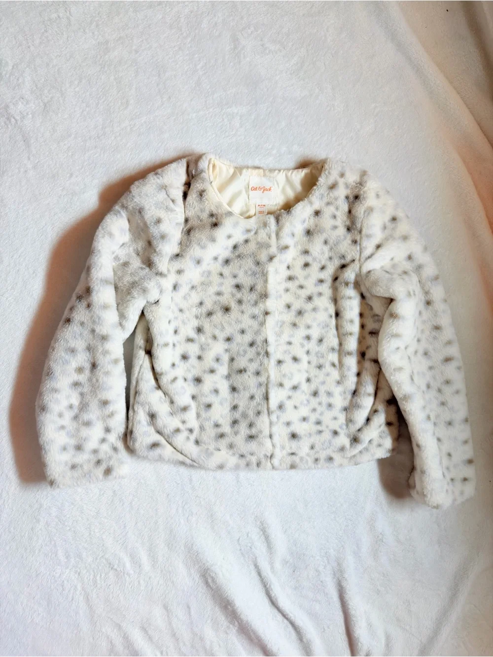 NWOT Cat & Jack white leopard faux fur button down jacket 7/8